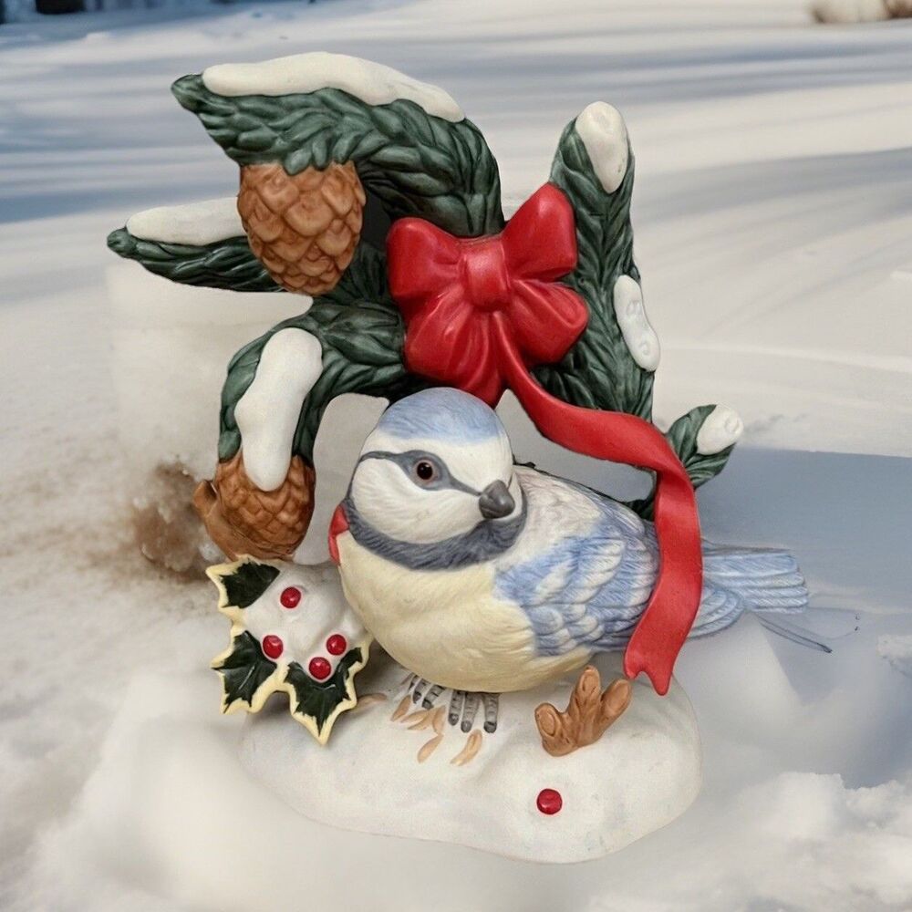Lenox Christmas Bird Blue Titmouse LE Porcelain Figurine 5.25" Pine Cones 2010